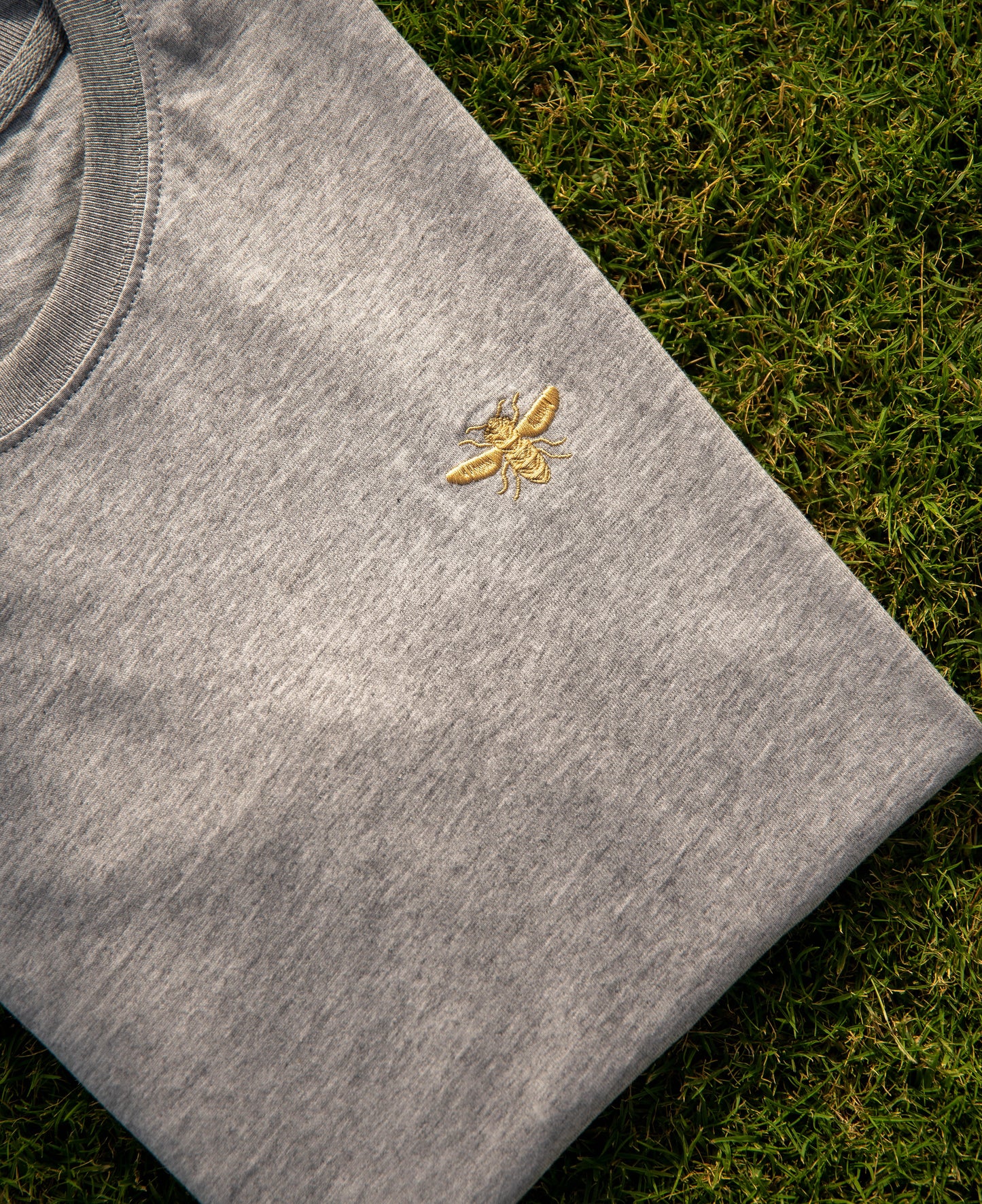 Tshirt Grau BioBaumwolle Fair Hochwertiges TShirt Biene Gold