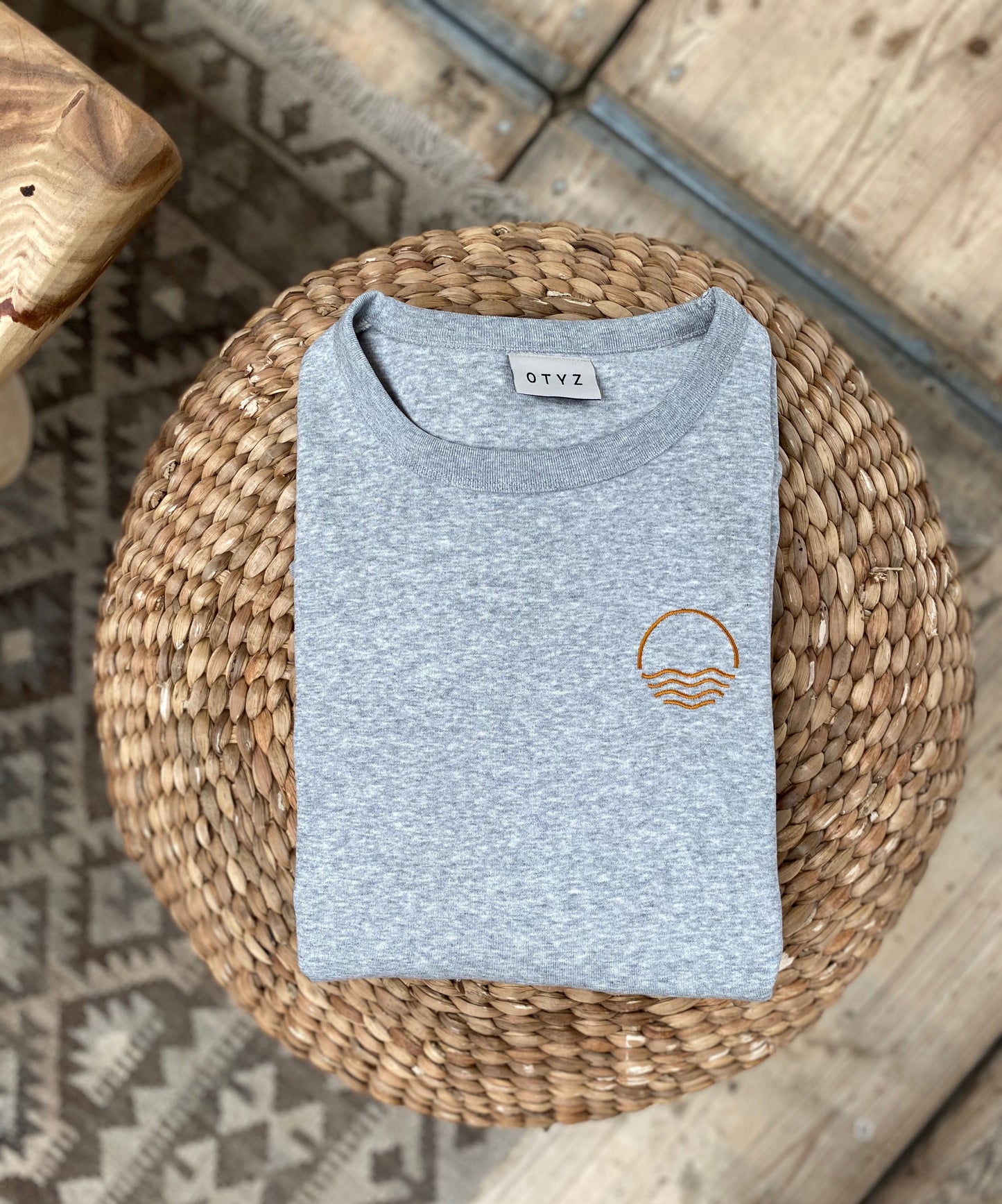 Sweatshirt Grau Bio Baumwolle Stick Sonne Meer